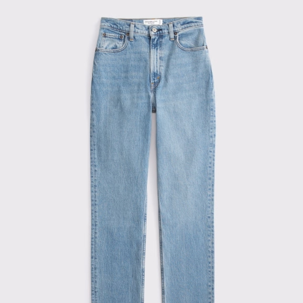 Abercrombie & Fitch Light Wash Straight Leg Jeans